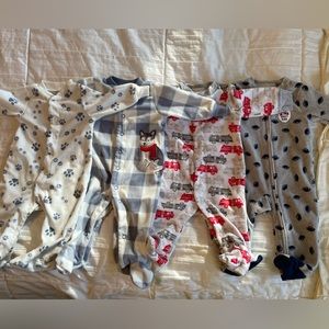 Bundle of boy fleece sleepers, size 3 months